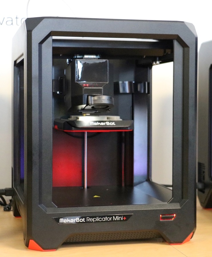 Фото 3D принтер Makerbot Replicator Mini (Plus)